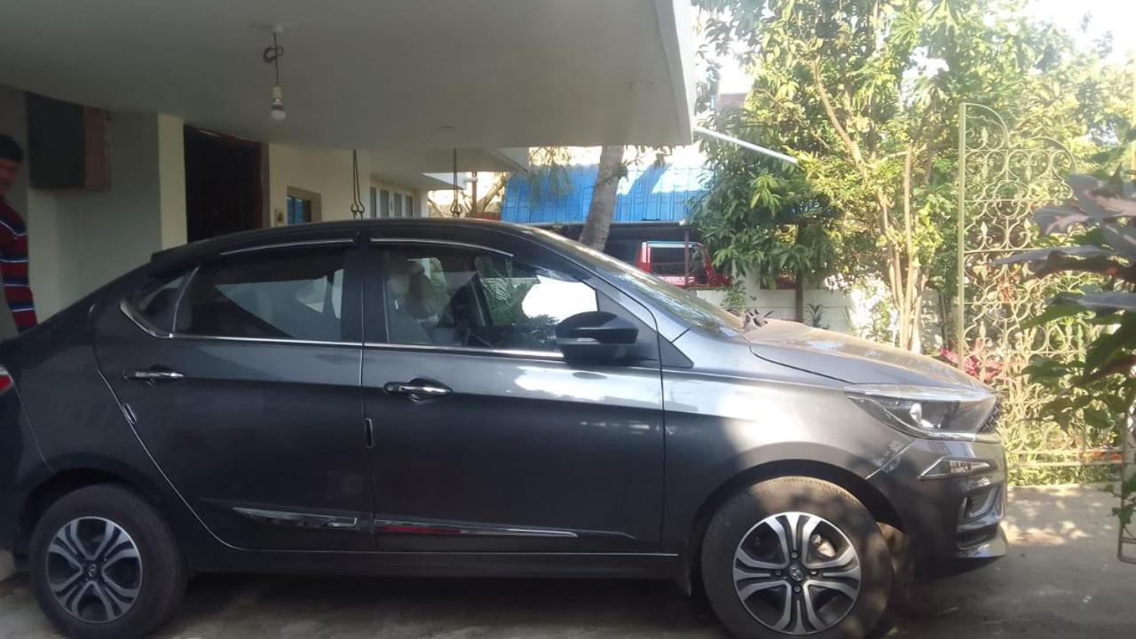 Swanky Sojourns Homestay Kolhapur Εξωτερικό φωτογραφία