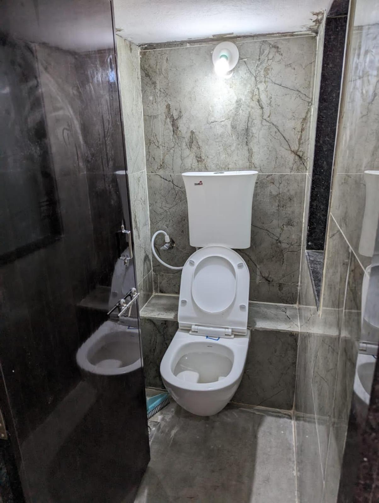 Swanky Sojourns Homestay Kolhapur Εξωτερικό φωτογραφία