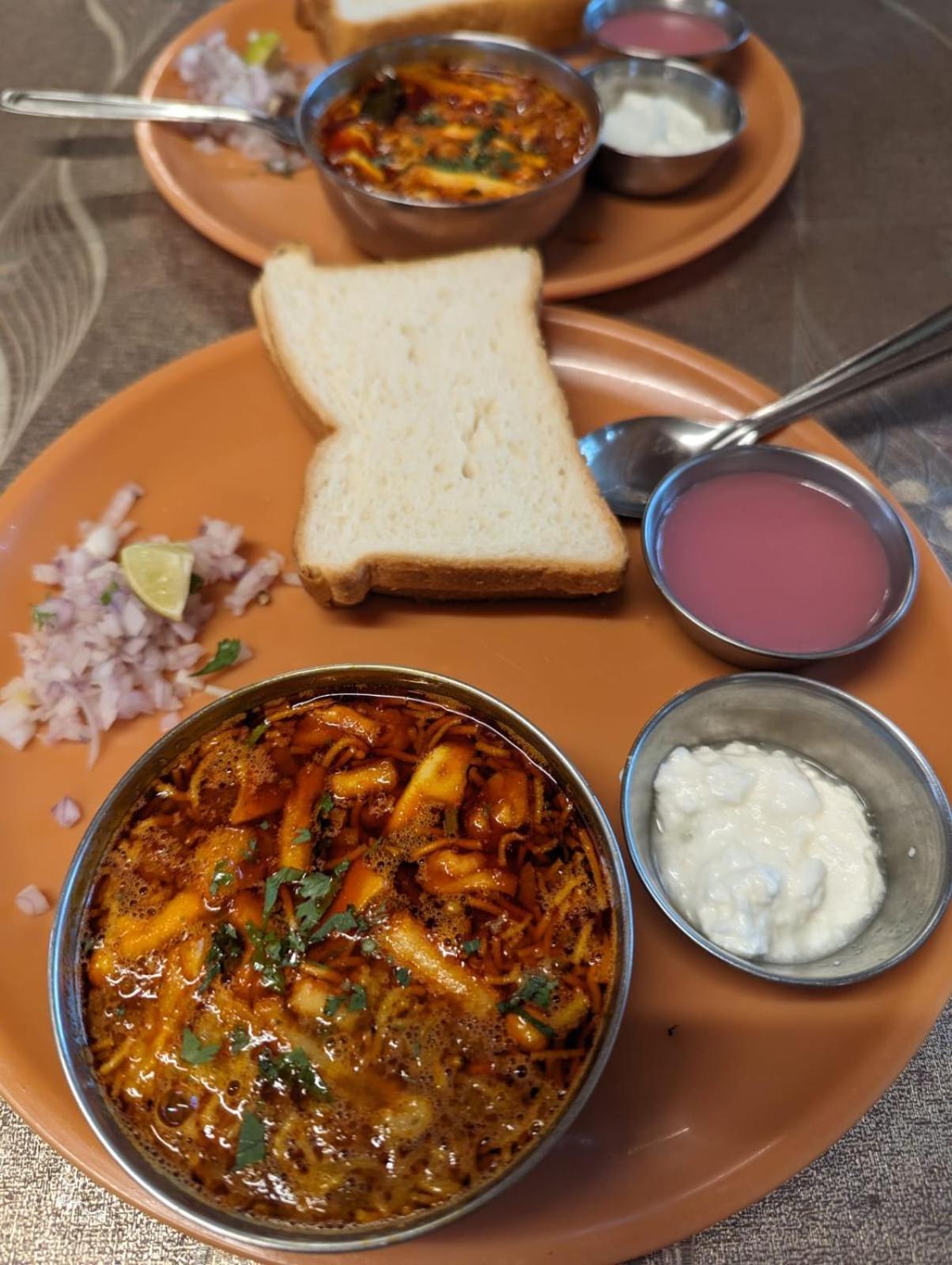 Swanky Sojourns Homestay Kolhapur Εξωτερικό φωτογραφία