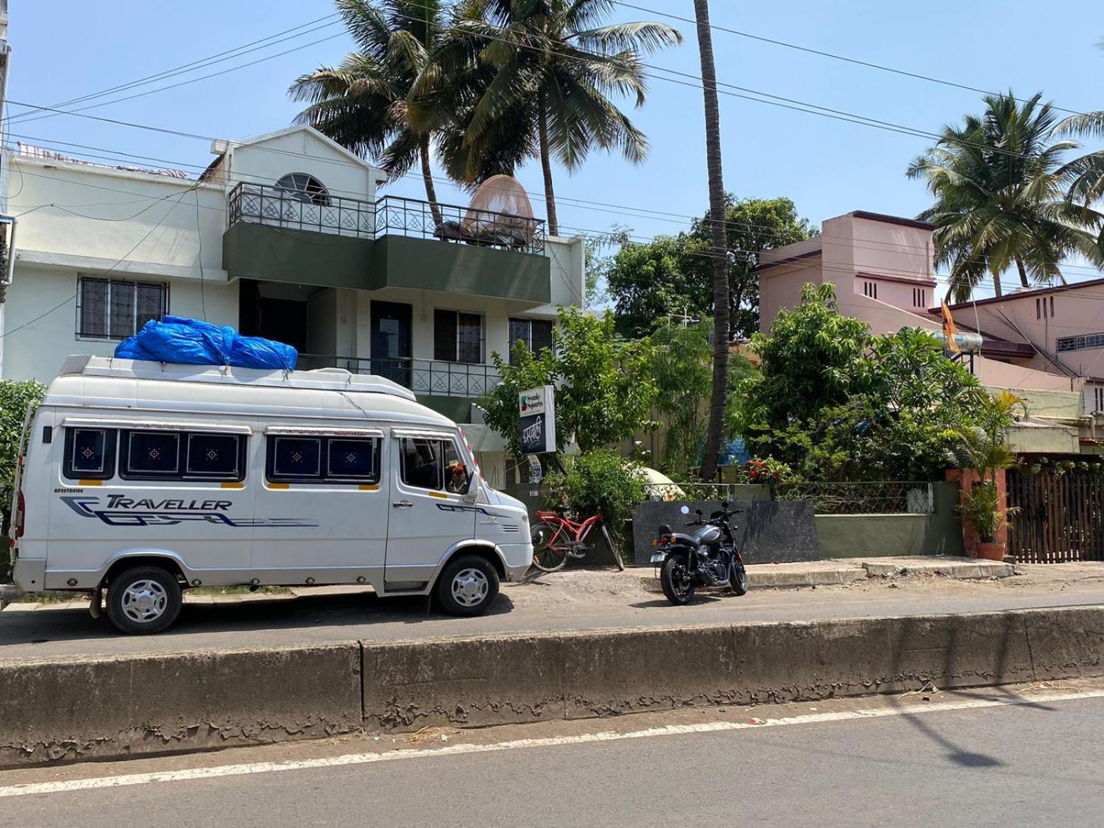 Swanky Sojourns Homestay Kolhapur Εξωτερικό φωτογραφία