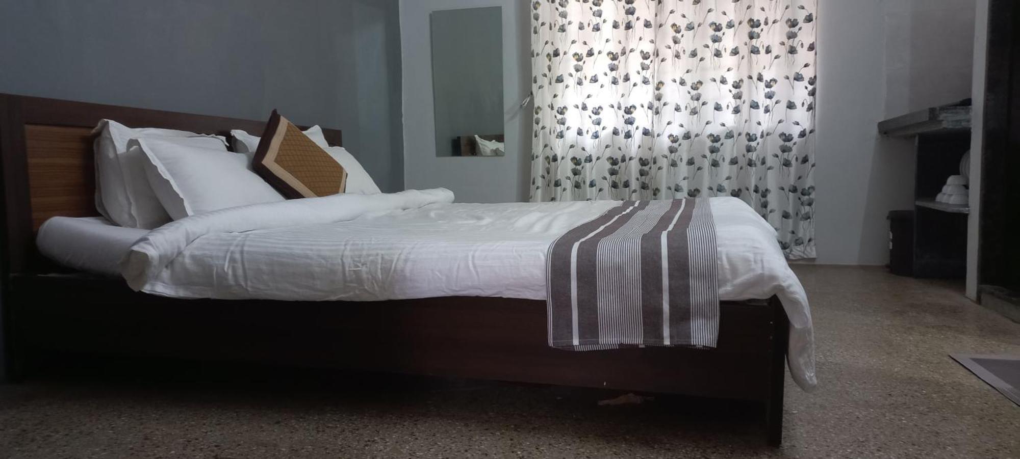Swanky Sojourns Homestay Kolhapur Εξωτερικό φωτογραφία
