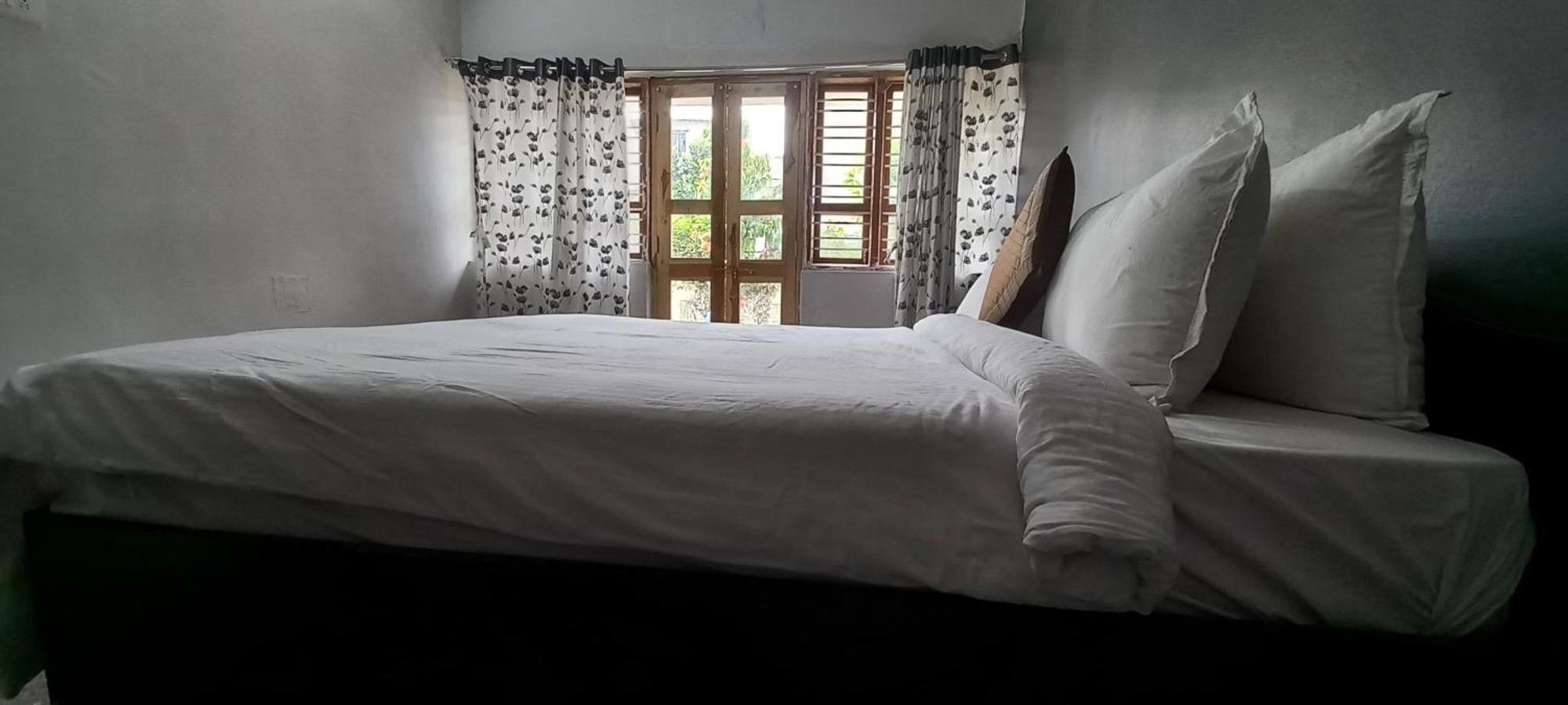 Swanky Sojourns Homestay Kolhapur Εξωτερικό φωτογραφία
